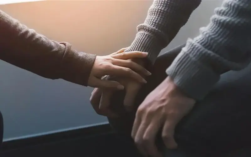 الخط الساخن لعلاج الإدمان.. خدمات مجانية وسرية طوال 24 ساعة